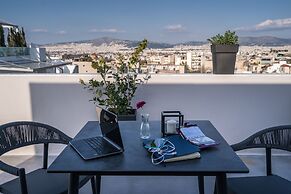 Urban Nest - Suites & Apartments