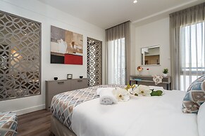 Urban Nest - Suites & Apartments