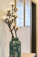 Urban Nest - Suites & Apartments