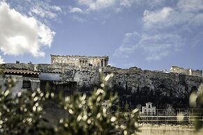 Urban Nest - Suites & Apartments