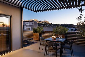 Urban Nest - Suites & Apartments