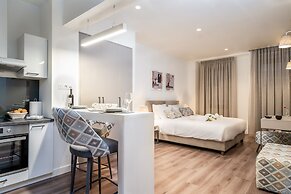 Urban Nest - Suites & Apartments