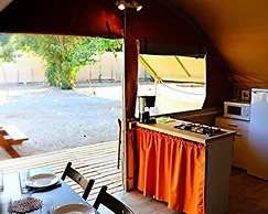 Camping des Rives des Corbieres
