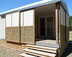 Camping des Rives des Corbieres