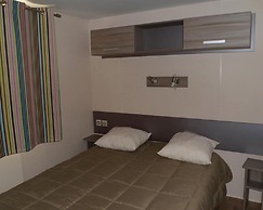 Camping des Rives des Corbieres