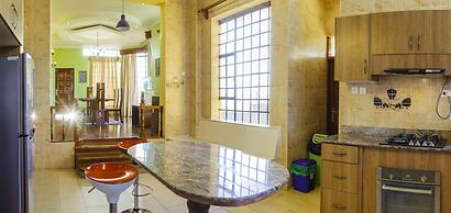 Sheerdrop Country Home