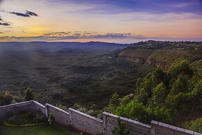 Sheerdrop Country Home
