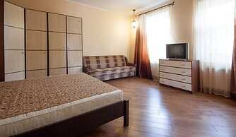 1 Bedroom Apartment Knyazya Leva 2