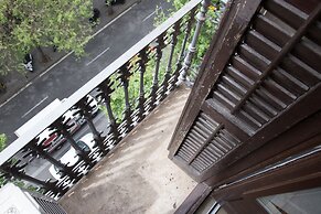 Opening Doors Aribau