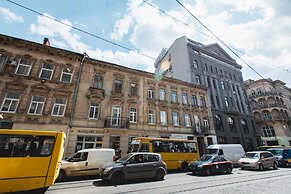 Apartment Horodotska 4