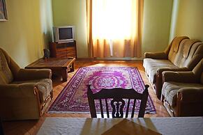 Apartment Svobody 10