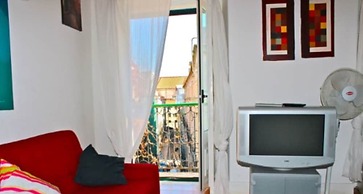 Akicity Bairro Alto Night