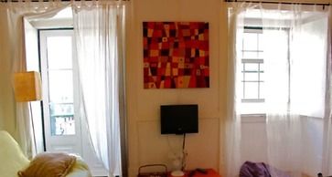 Akicity Bairro Alto Night