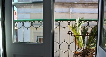 Akicity Bairro Alto Night