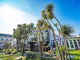 The Sherwood Palm Hotel, Torquay Beach