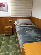 Private Rooms - Fira 2