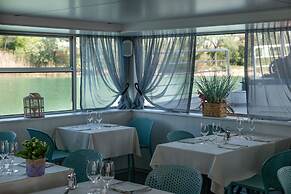 Marina Azzurra Resort