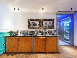 Panorama Ramsis Hotel & Cafe