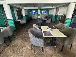 Panorama Ramsis Hotel & Cafe