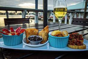 Harbour View Boutique Hotel & Wellness Retreat