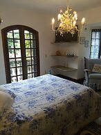 Suites em Meio a Mata Atlantica