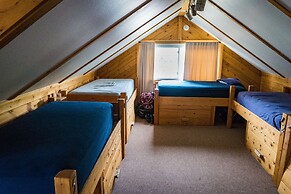 Estes Park Adventure Hostel