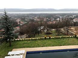 Sapanca Villa Isengard