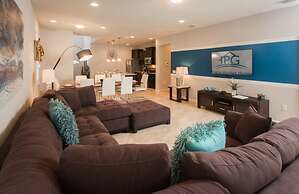 Windsor at Westside 9050