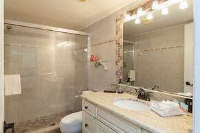 Fort Myers Beach Area 7360