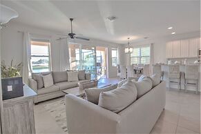 Golden Palms Vacation Resort 4445