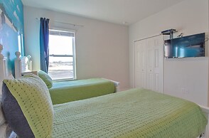 Golden Palms Vacation Resort 4445