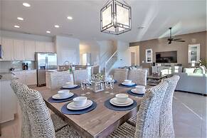 Golden Palms Vacation Resort 4445