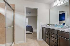 Windsor at Westside 1828