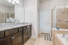 Windsor at Westside 1828