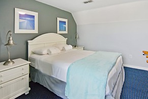 Runaway Beach 3004 B12.202