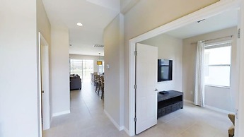 Golden Palms Vacation Resort 2578