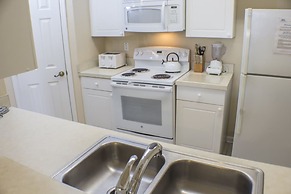 Windsor Palms 8102 - 104