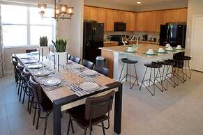 Golden Palms Vacation Resort 24444