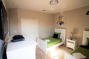 Golden Palms Vacation Resort 24444