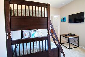 Golden Palms Vacation Resort 24444