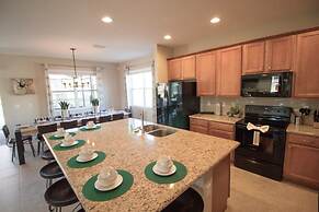 Golden Palms Vacation Resort 24444