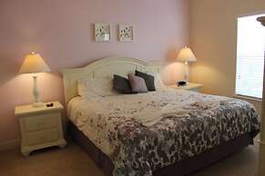 Lucaya Village 2950 - 104