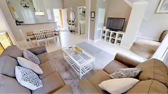 Emerald Island Resort 8523