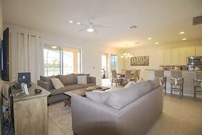 Golden Palms Vacation Resort 2582