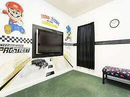 Windsor Palms Condos 8102 - 305