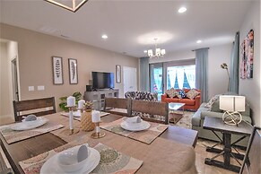 Windsor at Westside 1852