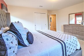 Windsor at Westside 1852