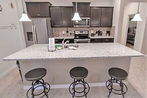 Windsor at Westside 1852