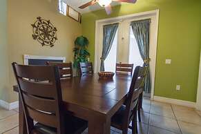 Formosa Gardens 2705