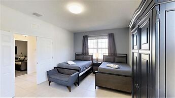 Golden Palms Vacation Resort 4420